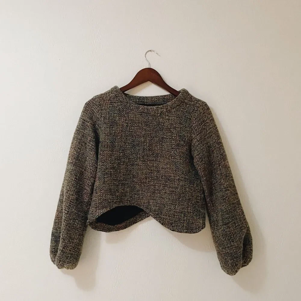 Line + Dot sweater - Picture 1 of 3